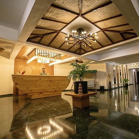 ทรีเฮาส์ ซิลเคน แซนด์ Hotel โคลวา ภายนอก รูปภาพ