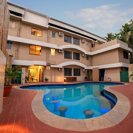 ทรีเฮาส์ ซิลเคน แซนด์ Hotel โคลวา ภายนอก รูปภาพ