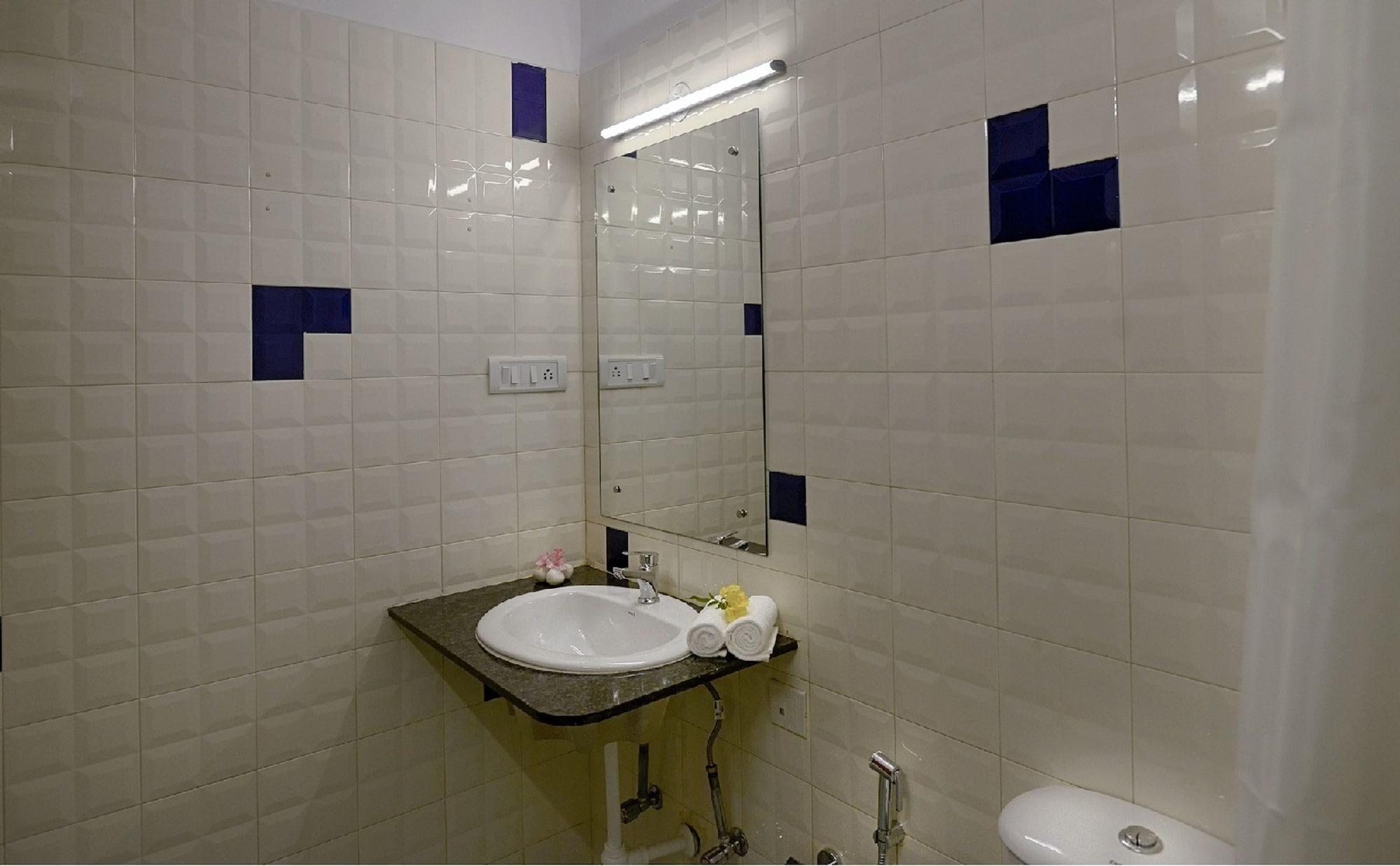 ทรีเฮาส์ ซิลเคน แซนด์ Hotel โคลวา ภายนอก รูปภาพ