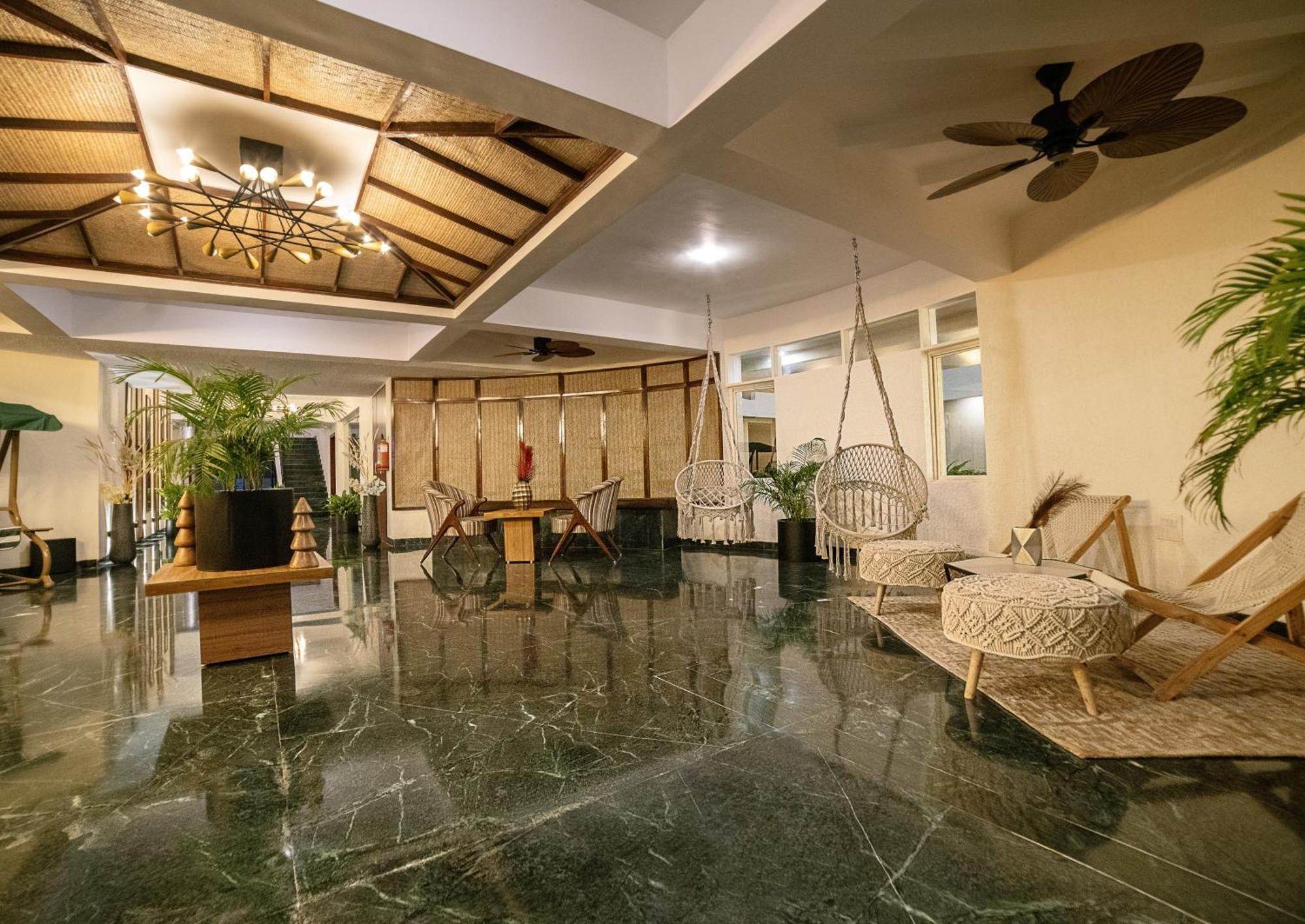 ทรีเฮาส์ ซิลเคน แซนด์ Hotel โคลวา ภายนอก รูปภาพ