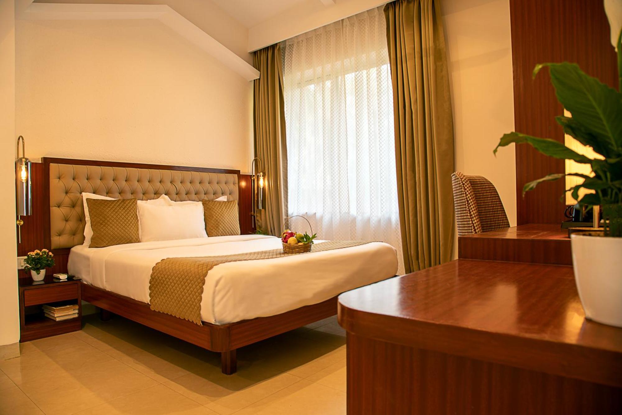 ทรีเฮาส์ ซิลเคน แซนด์ Hotel โคลวา ภายนอก รูปภาพ
