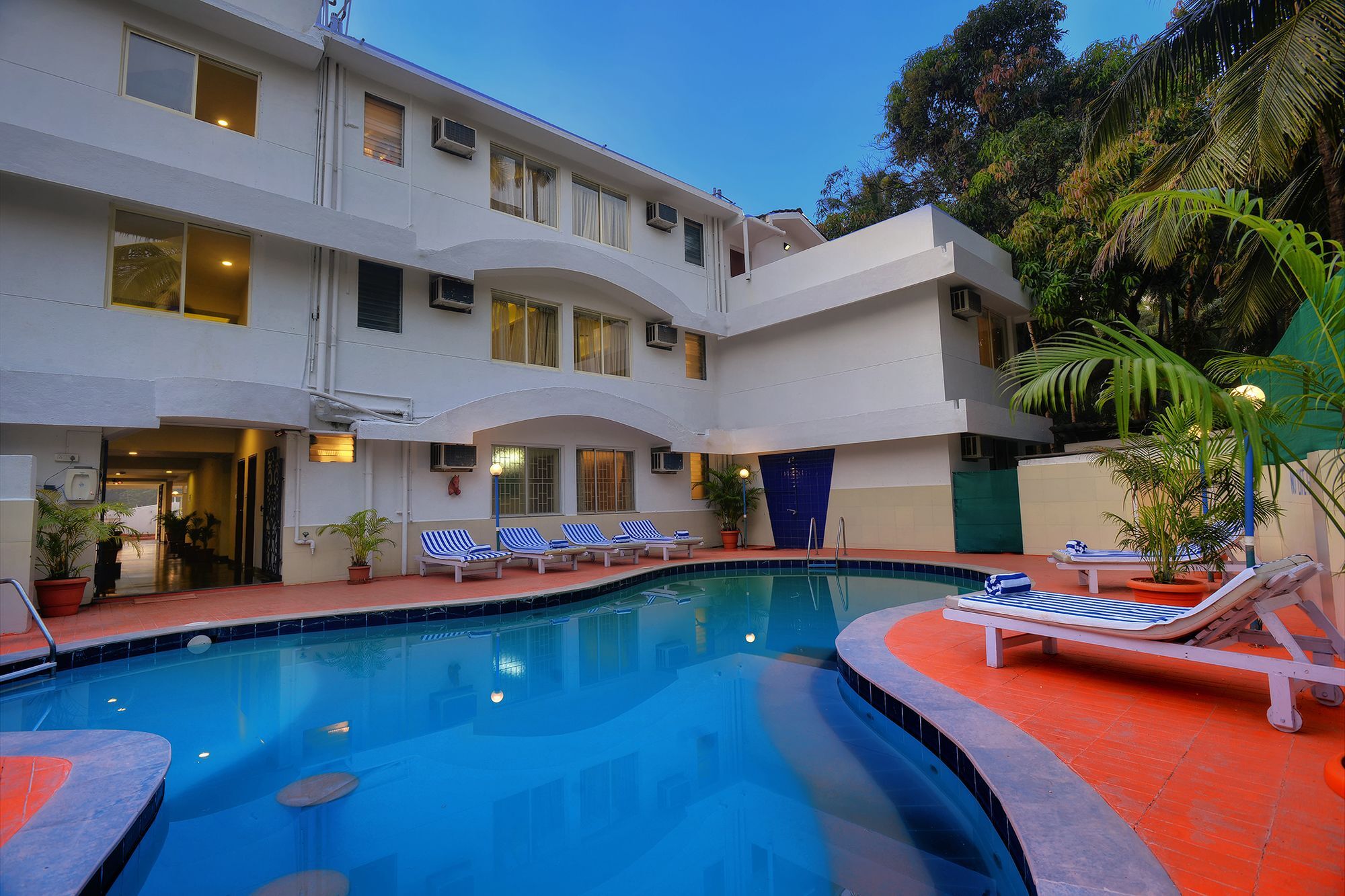 ทรีเฮาส์ ซิลเคน แซนด์ Hotel โคลวา ภายนอก รูปภาพ